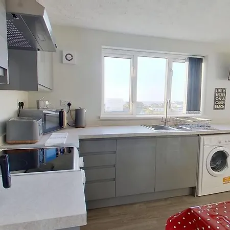 E24 Smeranda, Riviere Towans Holiday home *